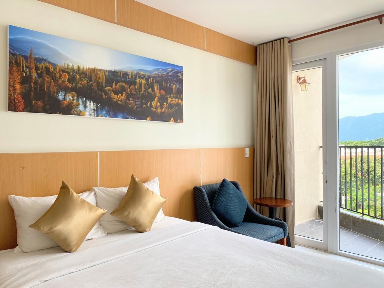 Conson Hotel Chi Khu Co Ong Dış mekan fotoğraf