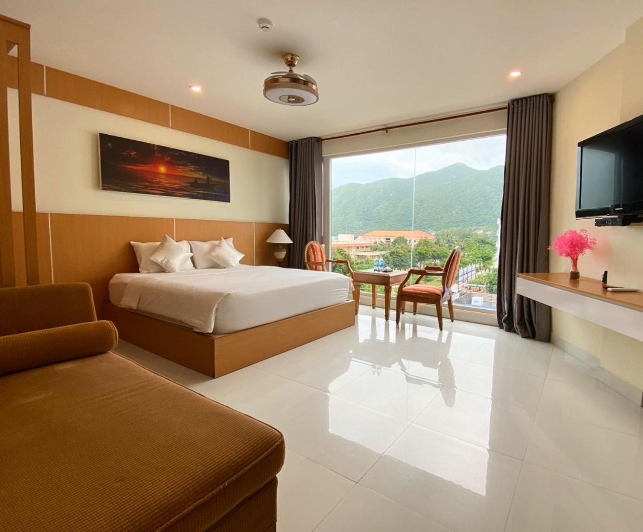Conson Hotel Chi Khu Co Ong Dış mekan fotoğraf