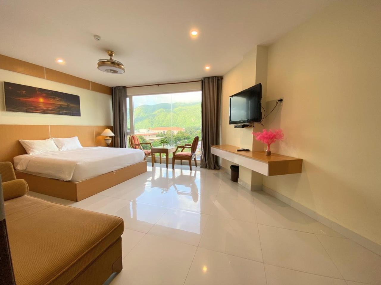 Conson Hotel Chi Khu Co Ong Dış mekan fotoğraf
