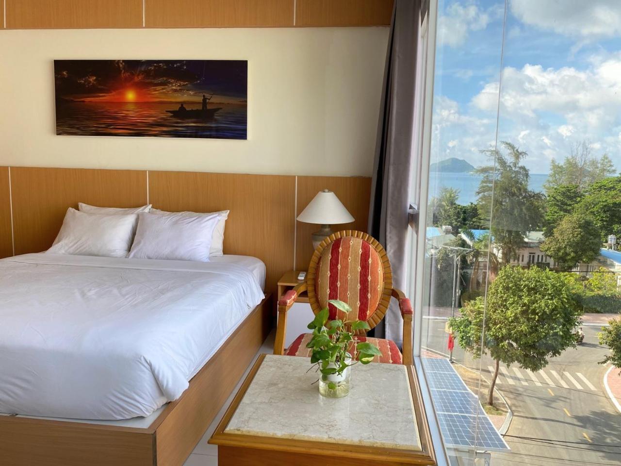 Conson Hotel Chi Khu Co Ong Dış mekan fotoğraf