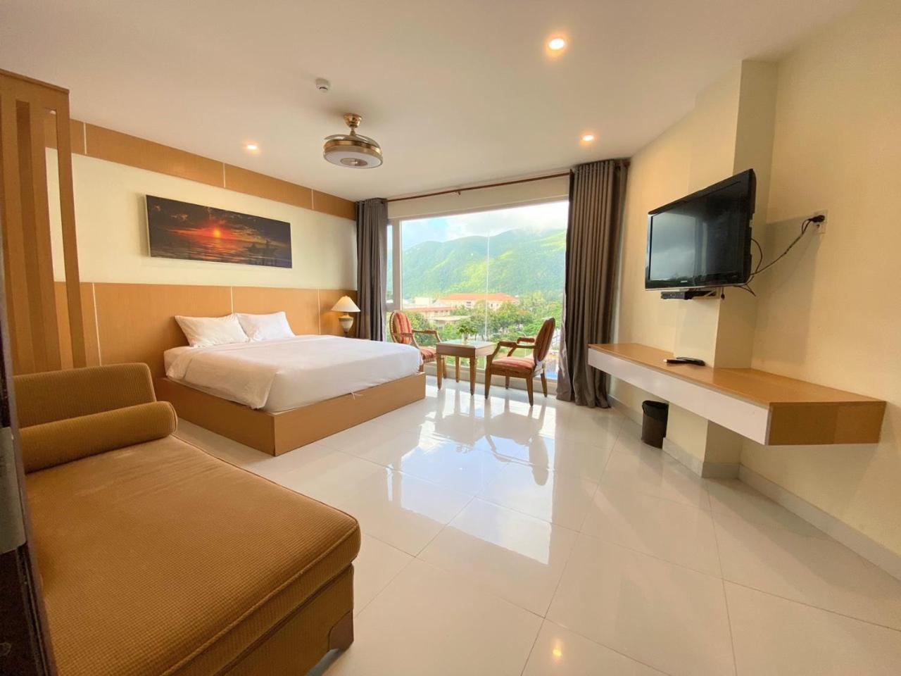 Conson Hotel Chi Khu Co Ong Dış mekan fotoğraf